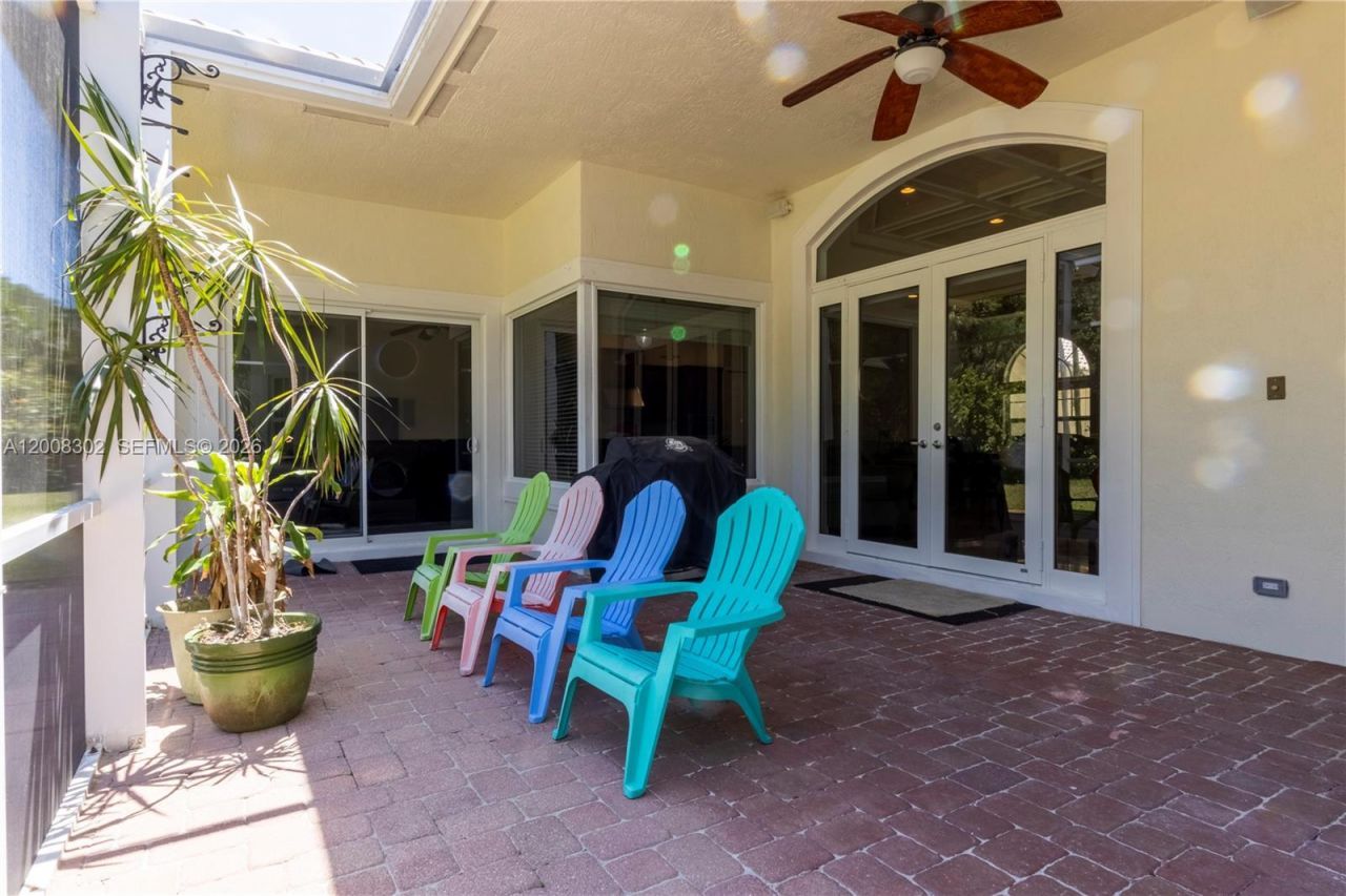 12743 N Winners Cir, Davie, FL 33330 Photo