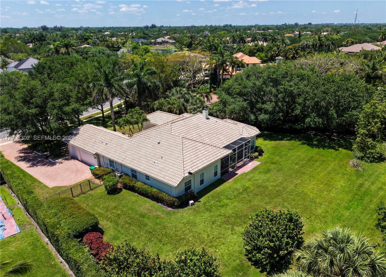 12743 N Winners Cir, Davie, FL 33330 Photo