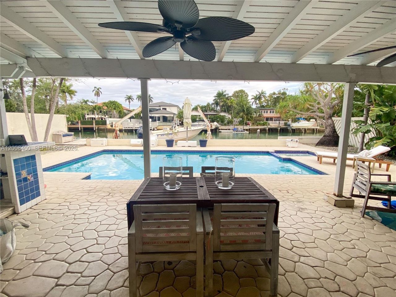 3485 N Meridian Ave, Miami Beach, FL 33140 Photo