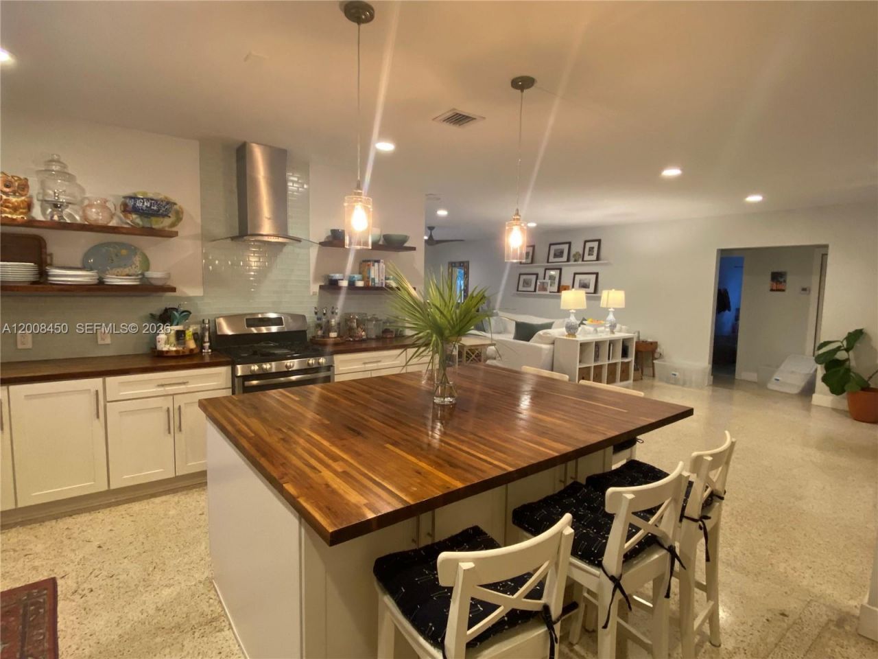 3485 N Meridian Ave, Miami Beach, FL 33140 Photo