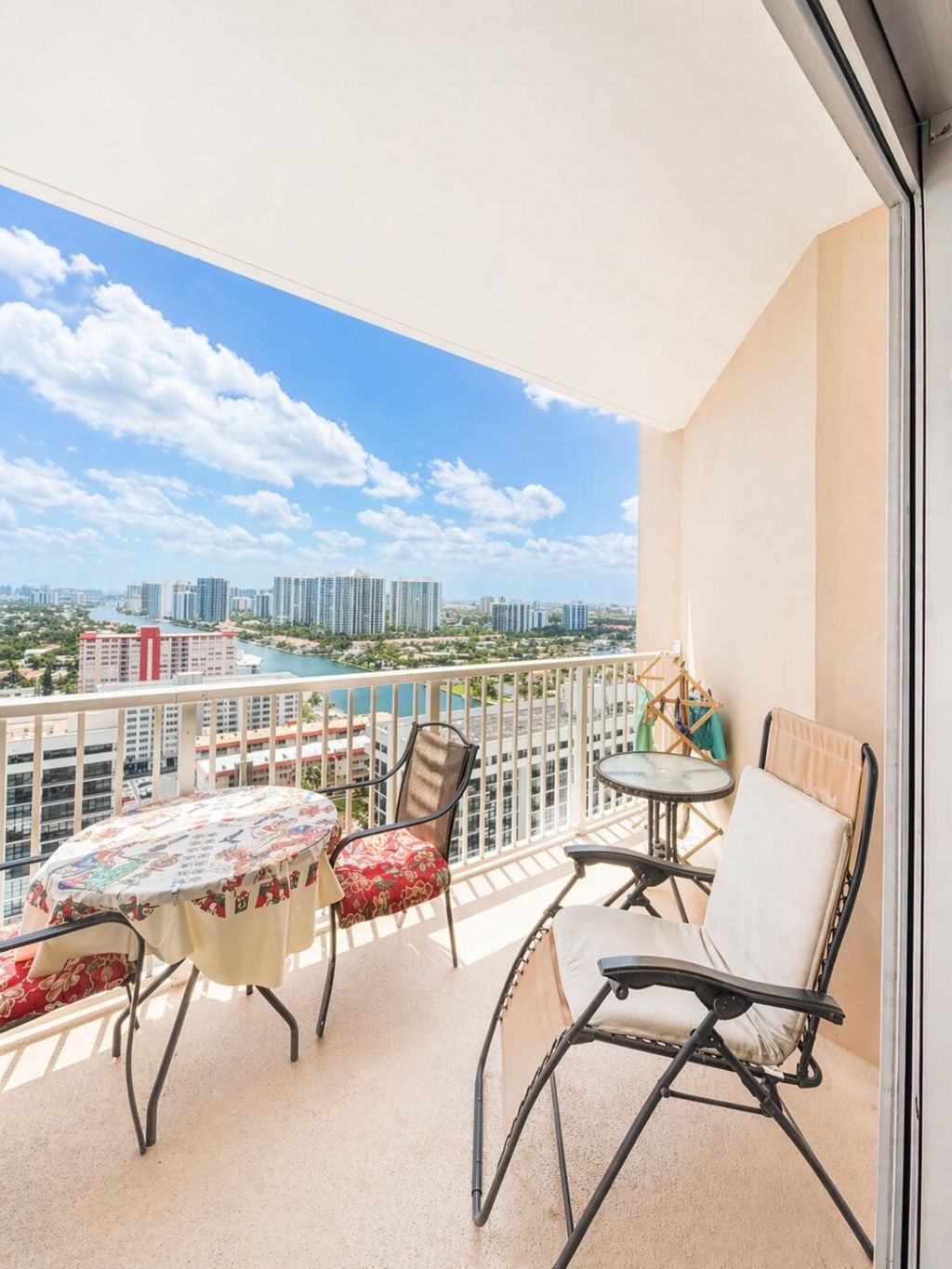 1985 S Ocean Drive, Unit Phc, Hallandale Beach, FL 33009 Photo