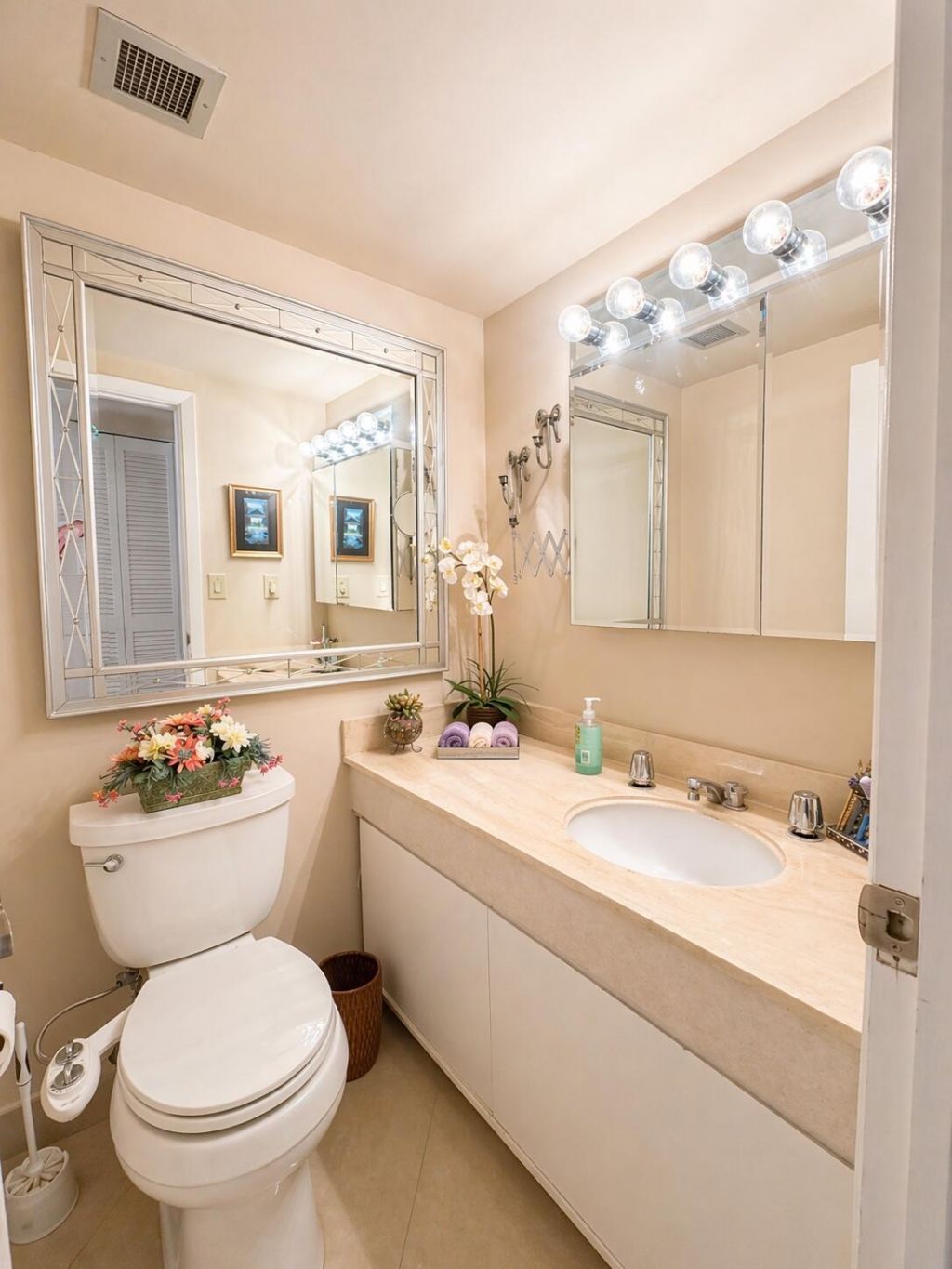 1985 S Ocean Drive, Unit Phc, Hallandale Beach, FL 33009 Photo
