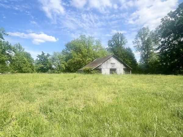 000 Independence Loop , Lexington, TN 38351