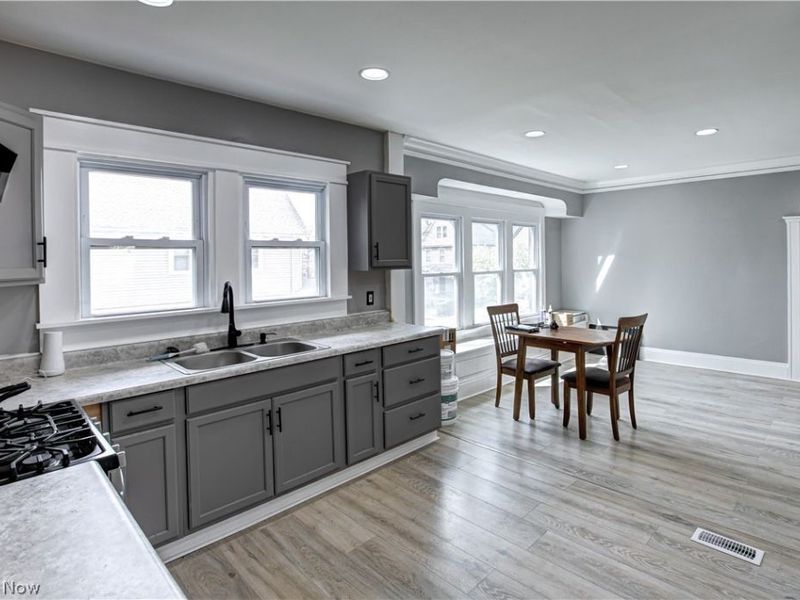 2983 E 59th Street, Cleveland, OH 44127 Photo 4