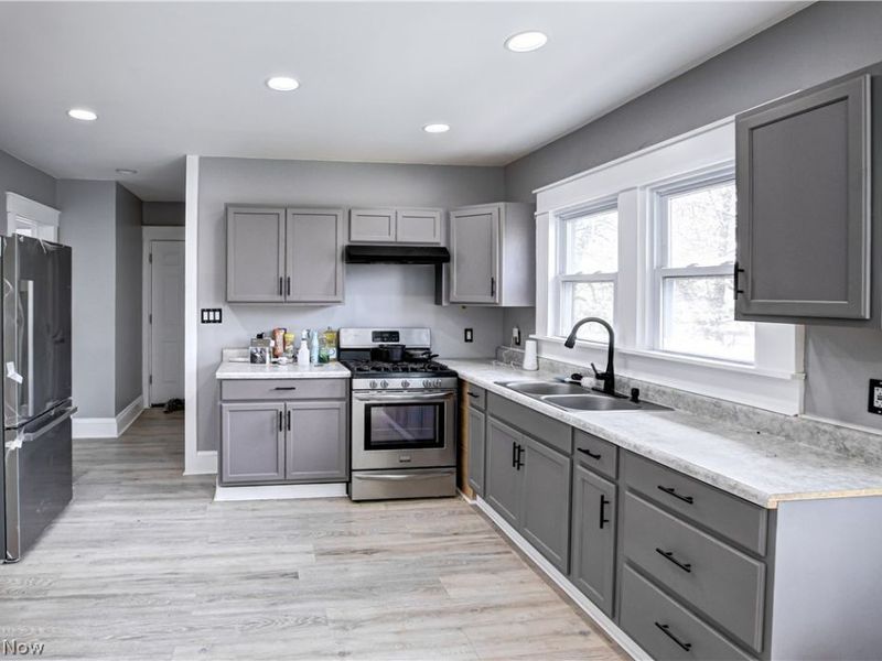 2983 E 59th Street, Cleveland, OH 44127 Photo 5