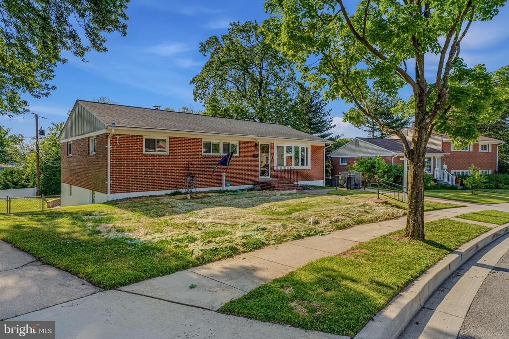 33 Haddington Road, Lutherville Timonium, MD 21093 Main Photo
