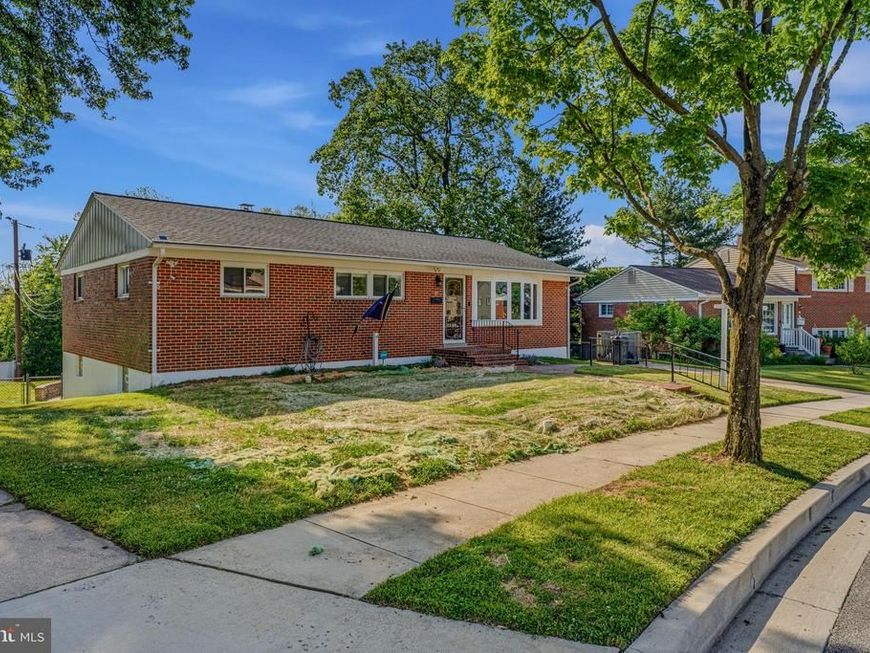 33 Haddington Road, Lutherville Timonium, MD 21093 Main Photo