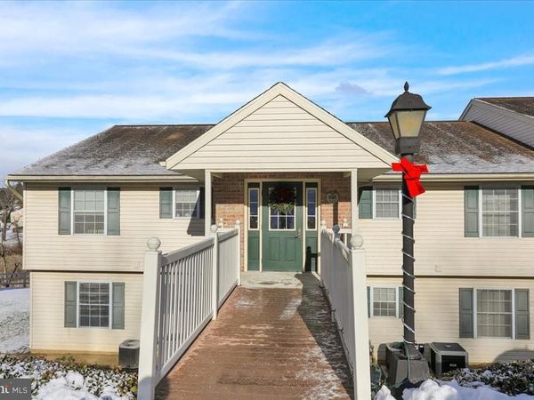 630 PINE STREET , Unit 10, HAMBURG, PA 19526