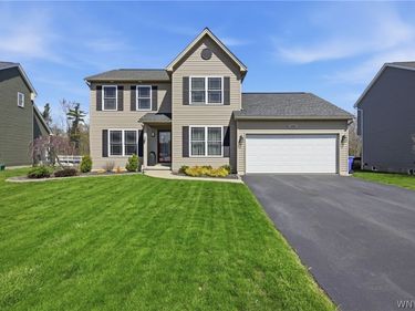 1442 Evergreen Drive, Lake View, NY 14085