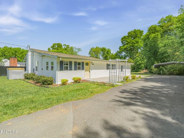 2914 Knox Lane, Knoxville, TN 37917