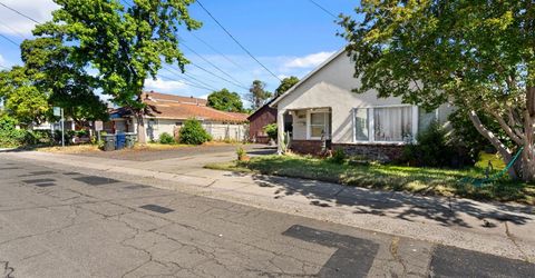 2145 Perkins Way, Sacramento, CA 95818 Photo