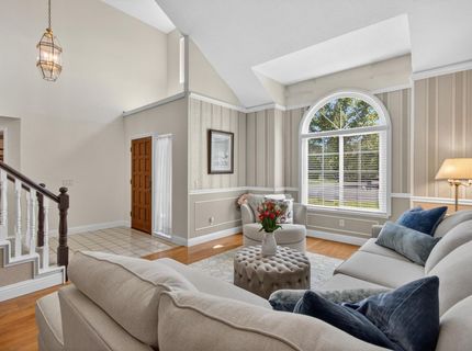11540 Bear Valley Ct, Gold River, CA 95670 Photo