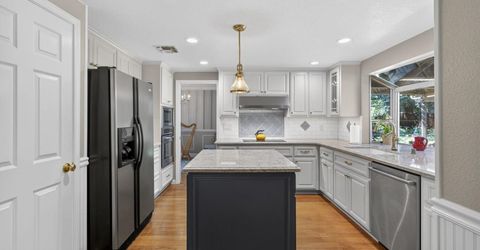 11540 Bear Valley Ct, Gold River, CA 95670 Photo