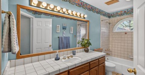 11540 Bear Valley Ct, Gold River, CA 95670 Photo