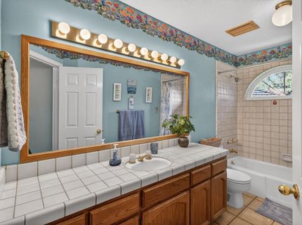 11540 Bear Valley Ct, Gold River, CA 95670 Photo