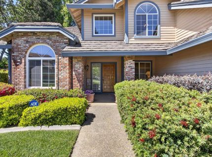 11540 Bear Valley Ct, Gold River, CA 95670 Photo