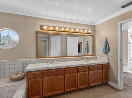 11540 Bear Valley Ct, Gold River, CA 95670 Photo