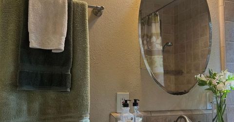 2060 Middlefield Ave, Stockton, CA 95204 Photo