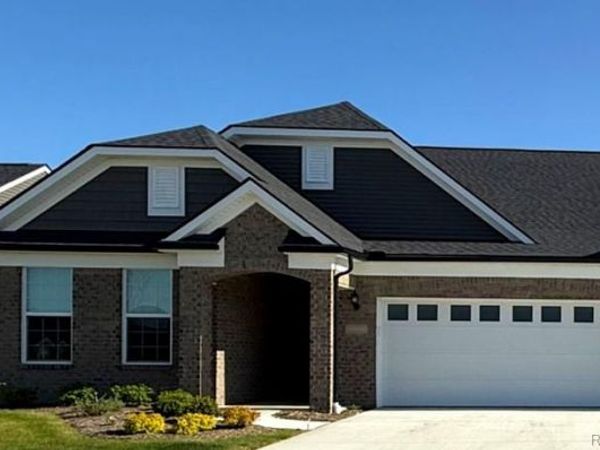 42760 Arbor Drive , Clinton Twp, MI 48038