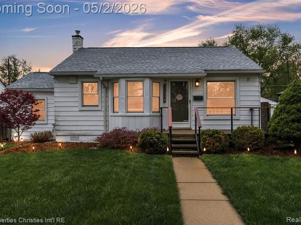 22114 Lange Street, St. Clair Shores, MI 48080