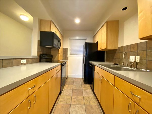 3815 Guadalupe ST, Unit 207, Austin, TX 78751