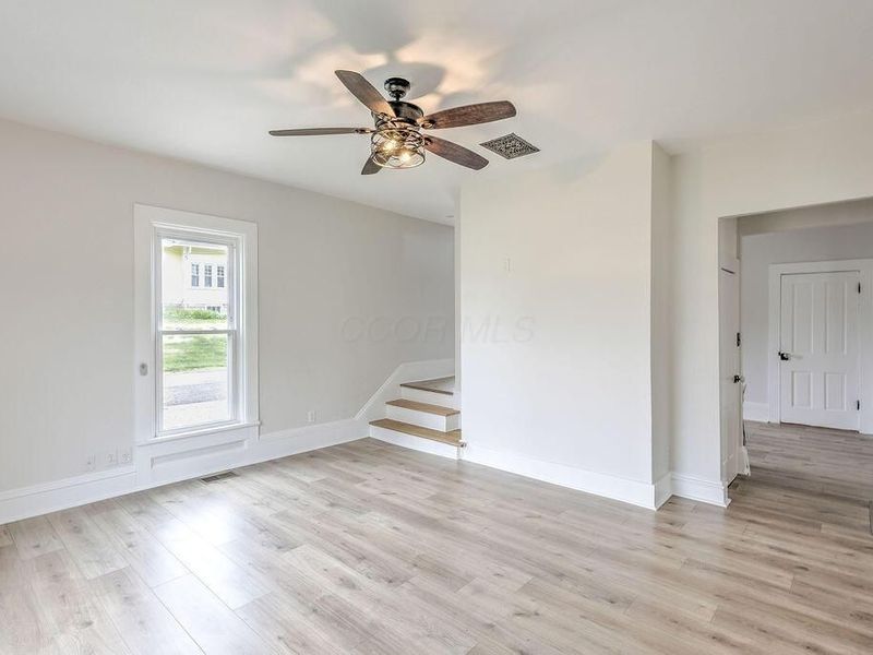 291 S Main Street , Johnstown, OH 43031 Photo 11