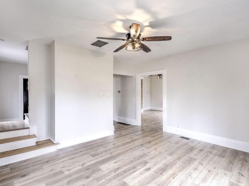 291 S Main Street , Johnstown, OH 43031 Photo 16