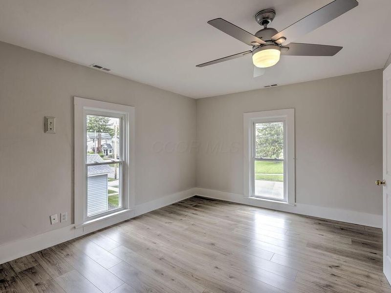 291 S Main Street , Johnstown, OH 43031 Photo 25