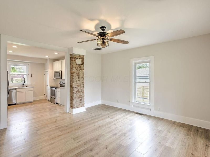 291 S Main Street , Johnstown, OH 43031 Photo 4