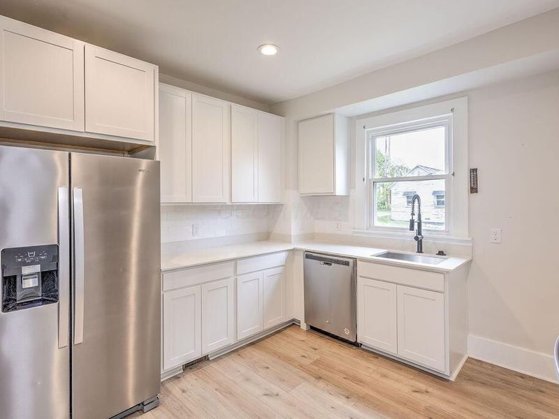 291 S Main Street , Johnstown, OH 43031 Photo 7