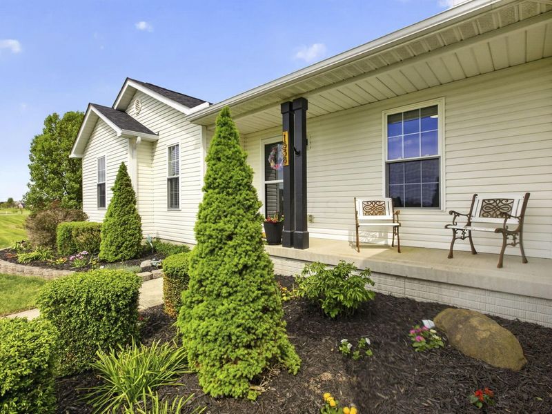 1538 Amanda Northern Road NW, Canal Winchester, OH 43110 Photo 6