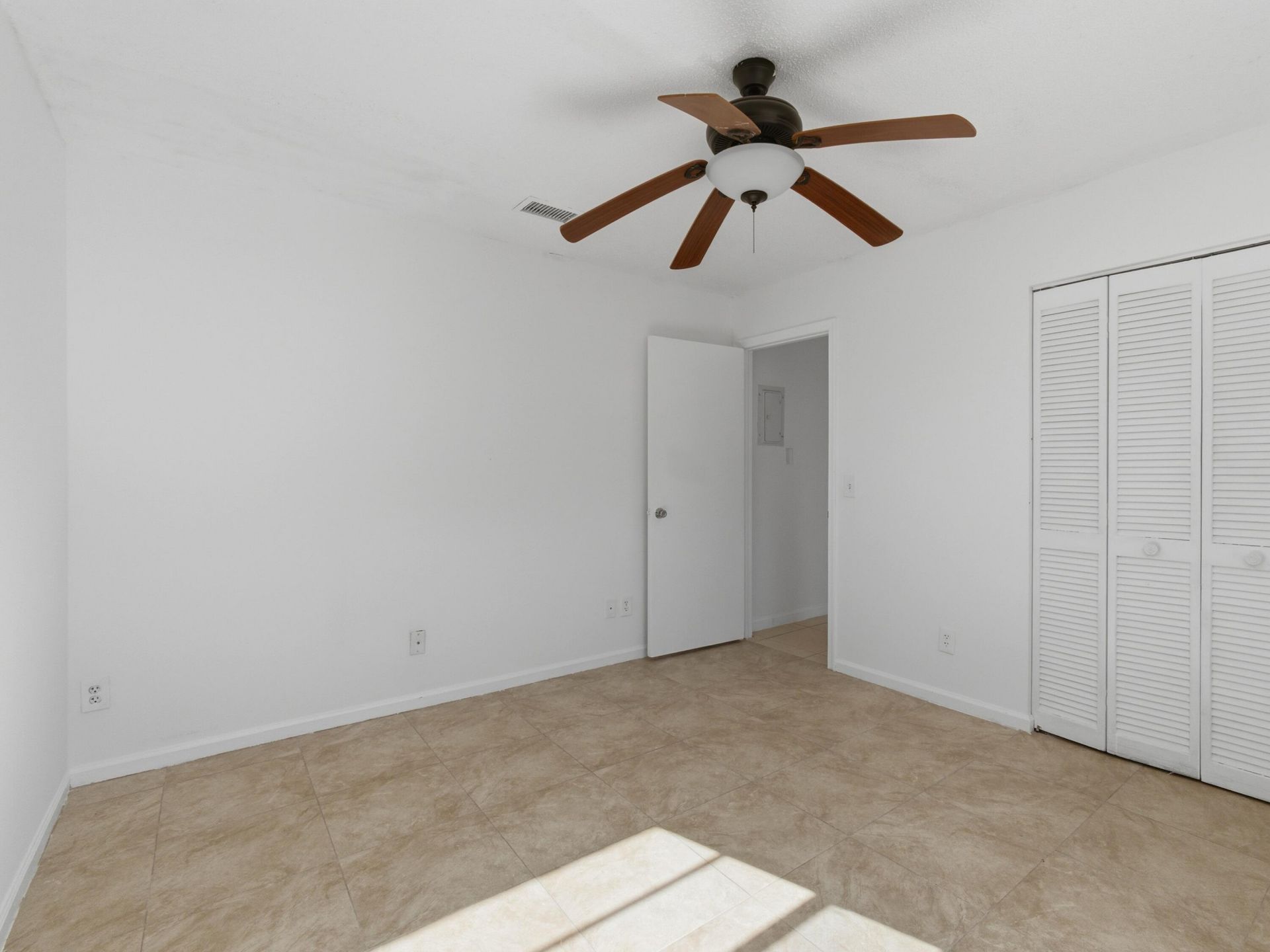 1020 Manor Drive, Palm Springs, FL 33461 Photo