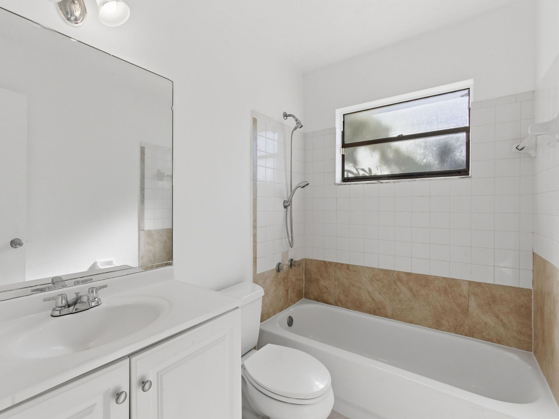 1020 Manor Drive, Palm Springs, FL 33461 Photo