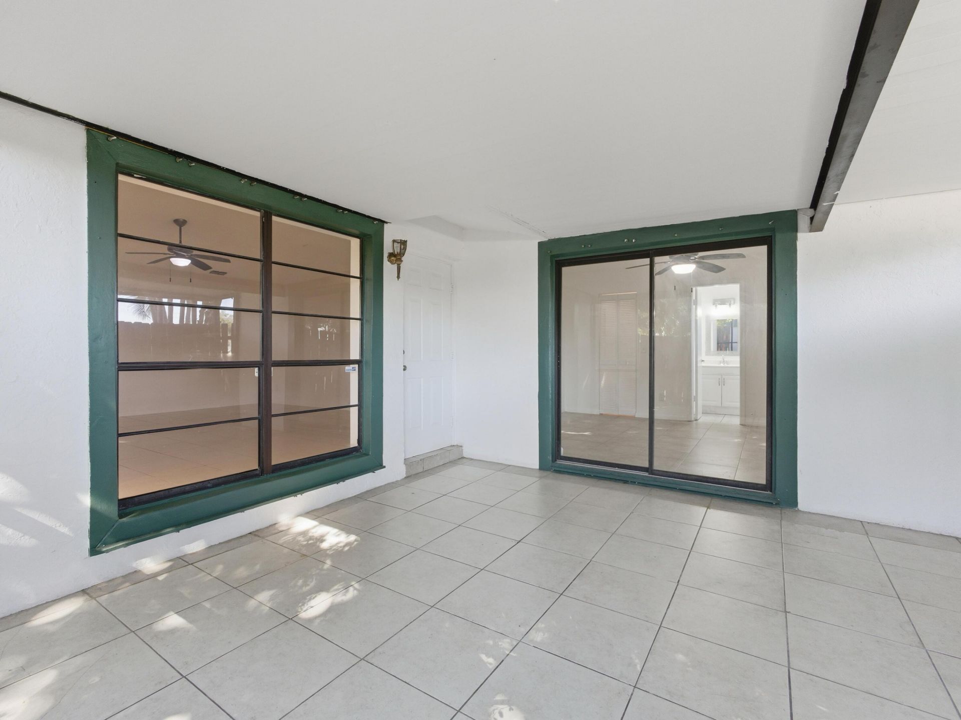 1020 Manor Drive, Palm Springs, FL 33461 Photo