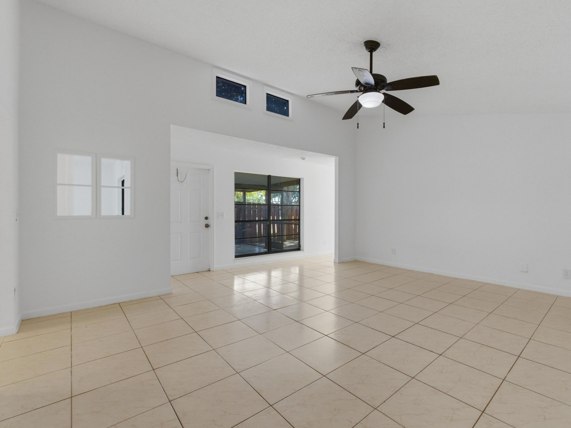 1020 Manor Drive, Palm Springs, FL 33461 Photo