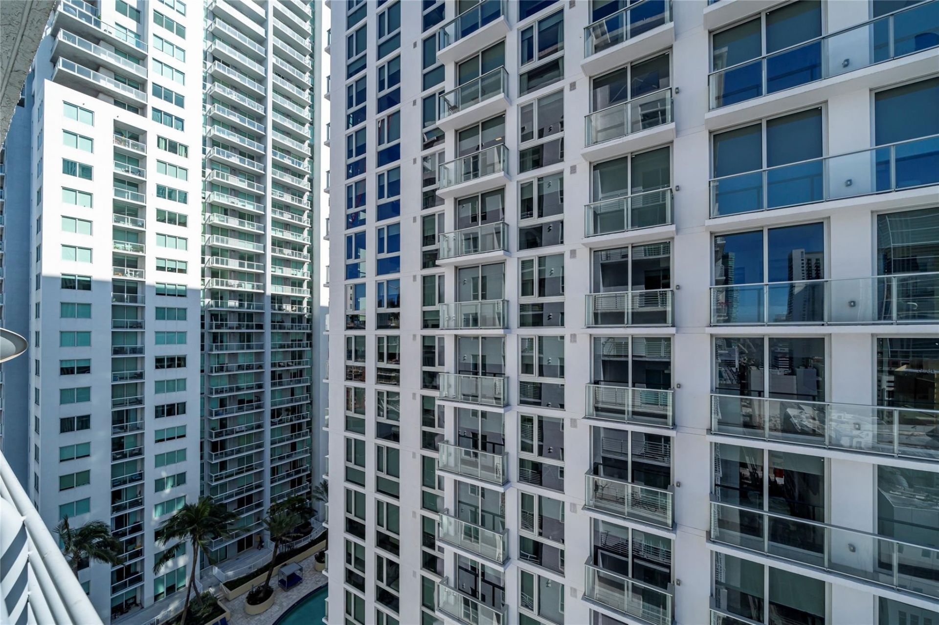 234 NE 3rd Street, Unit 2007, Miami, FL 33132 Photo