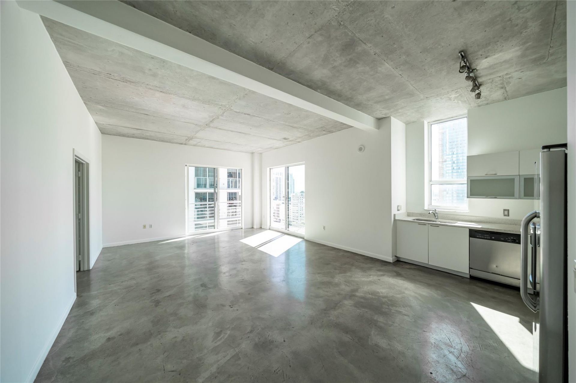 234 NE 3rd Street, Unit 2007, Miami, FL 33132 Photo