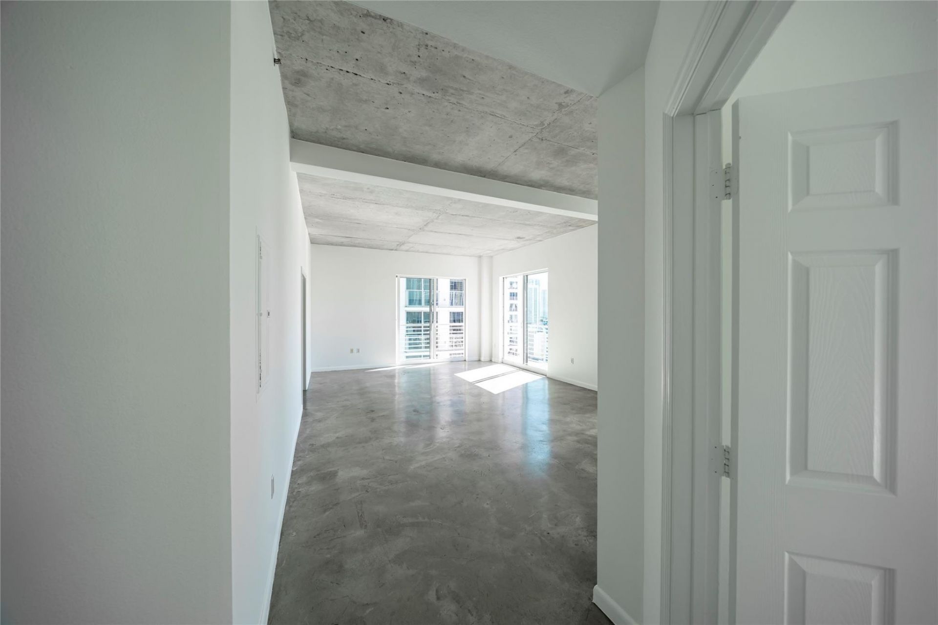 234 NE 3rd Street, Unit 2007, Miami, FL 33132 Photo