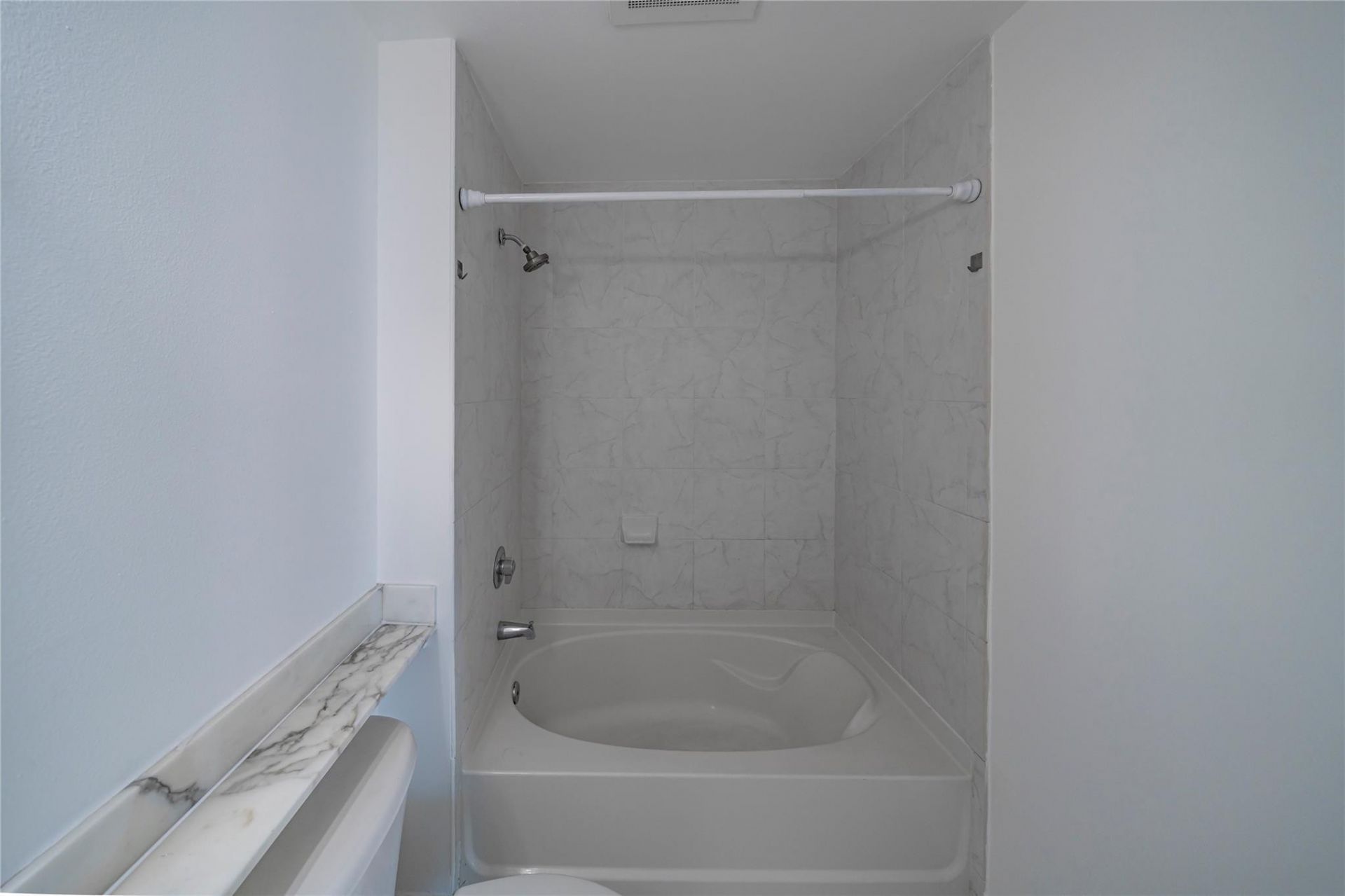 234 NE 3rd Street, Unit 2007, Miami, FL 33132 Photo