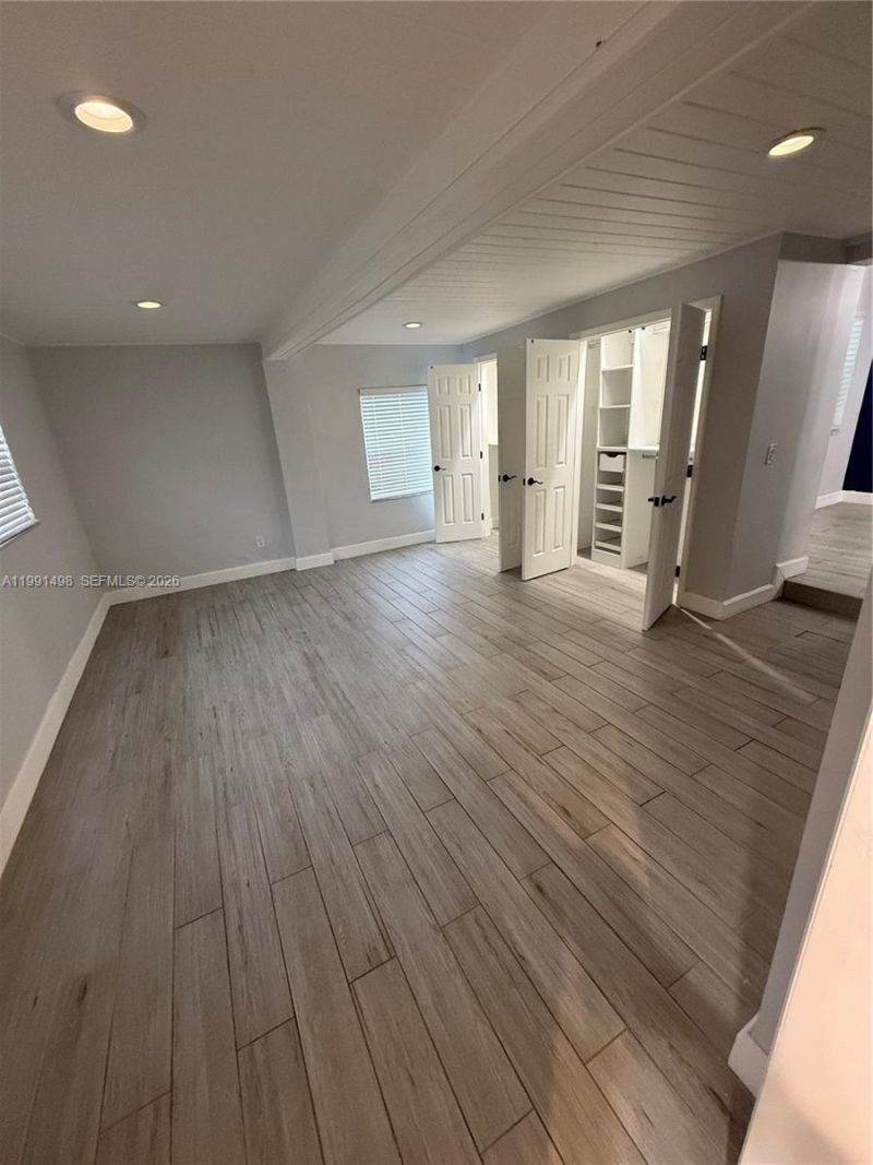 430 NW 60th Ave , Miami, FL 33126 Photo