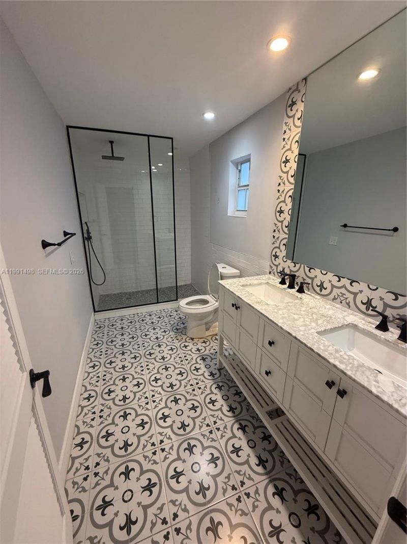430 NW 60th Ave , Miami, FL 33126 Photo