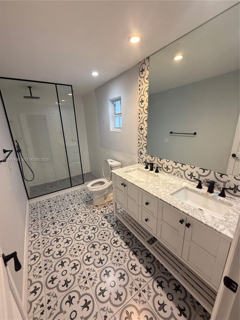 430 NW 60th Ave , Miami, FL 33126 Photo