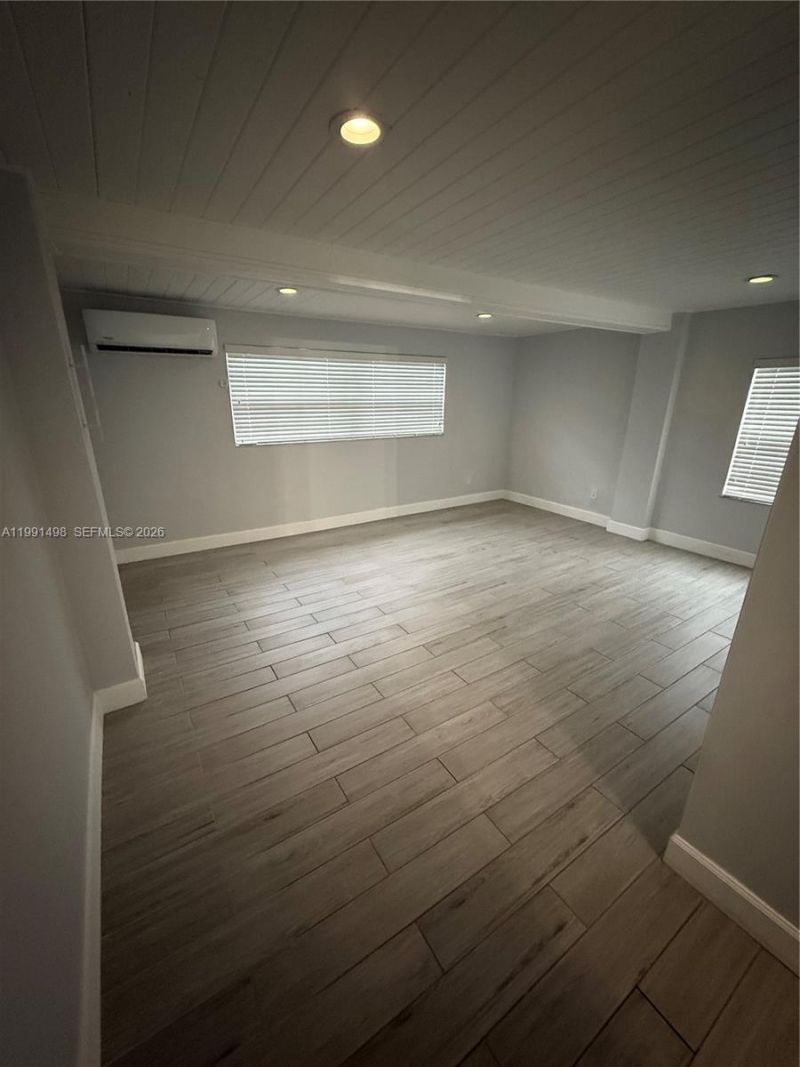 430 NW 60th Ave , Miami, FL 33126 Photo
