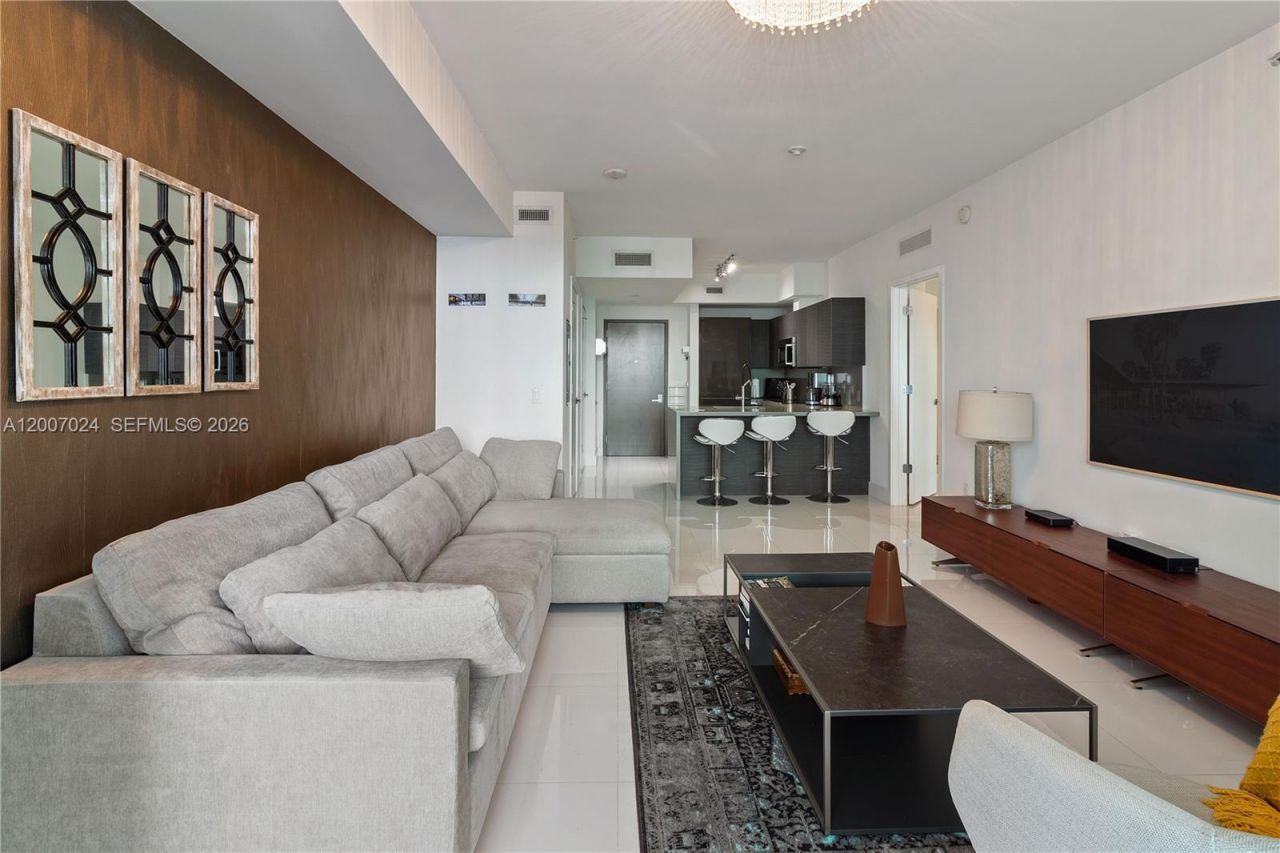 1080 Brickell Ave, Unit 3502, Miami, FL 33131 Photo