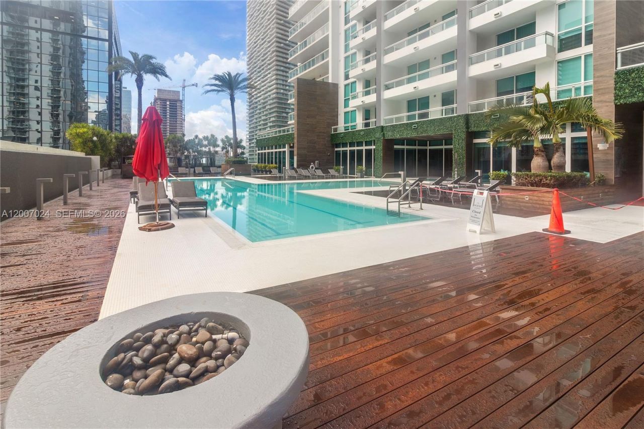 1080 Brickell Ave, Unit 3502, Miami, FL 33131 Photo
