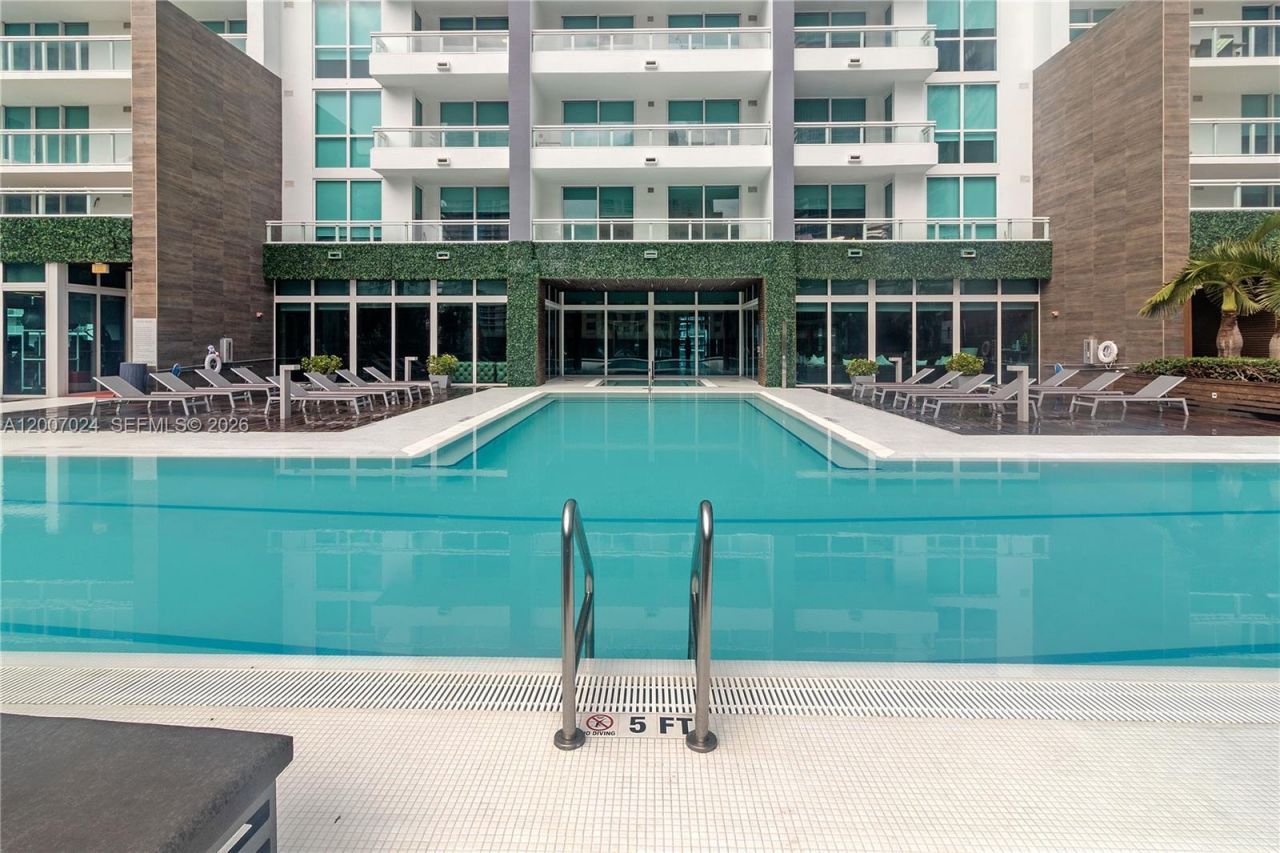 1080 Brickell Ave, Unit 3502, Miami, FL 33131 Photo