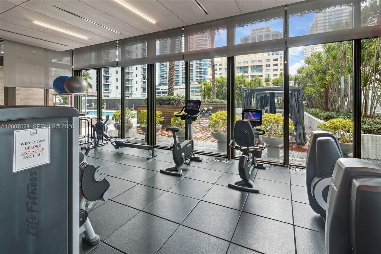 1080 Brickell Ave, Unit 3502, Miami, FL 33131 Photo