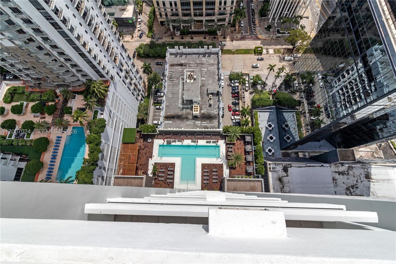 1080 Brickell Ave, Unit 3502, Miami, FL 33131 Photo