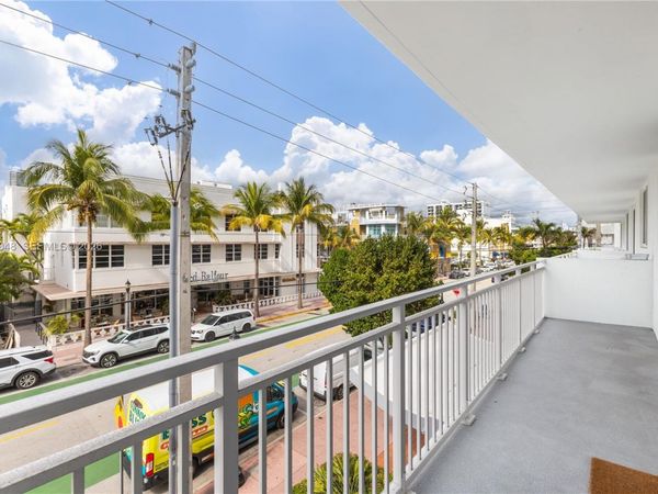 345 Ocean Dr , Unit 304, Miami Beach, FL 33139