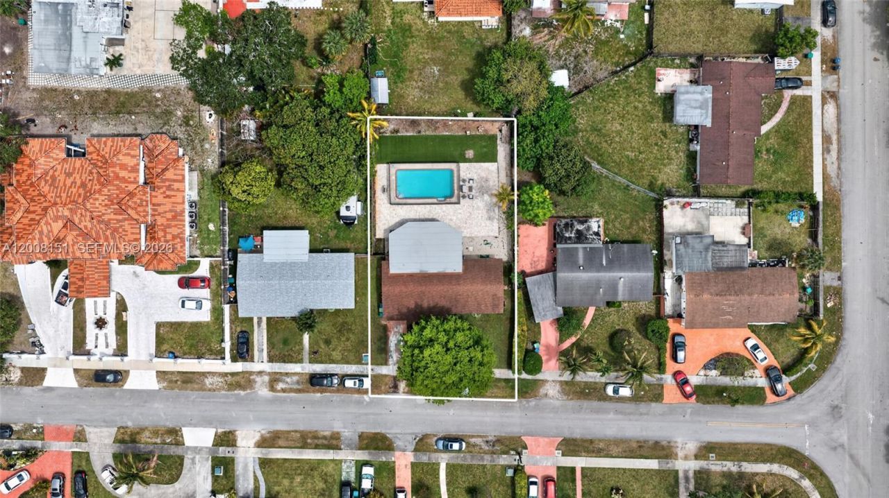 1155 NE 184th St , Miami, FL 33179 Photo